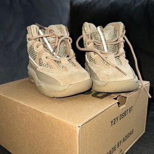 YEEZY DSRT BOOT INFANT